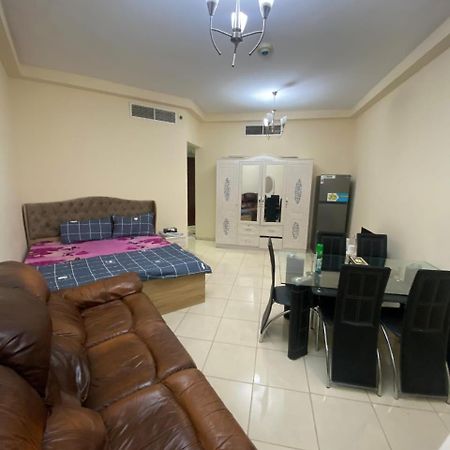 Trendy Studio In Orient Towers Ajman Exterior photo